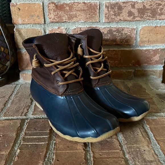 Sperry Top-Sider Leather Upper Saltwater Duck Booties - Picture 1 of 8